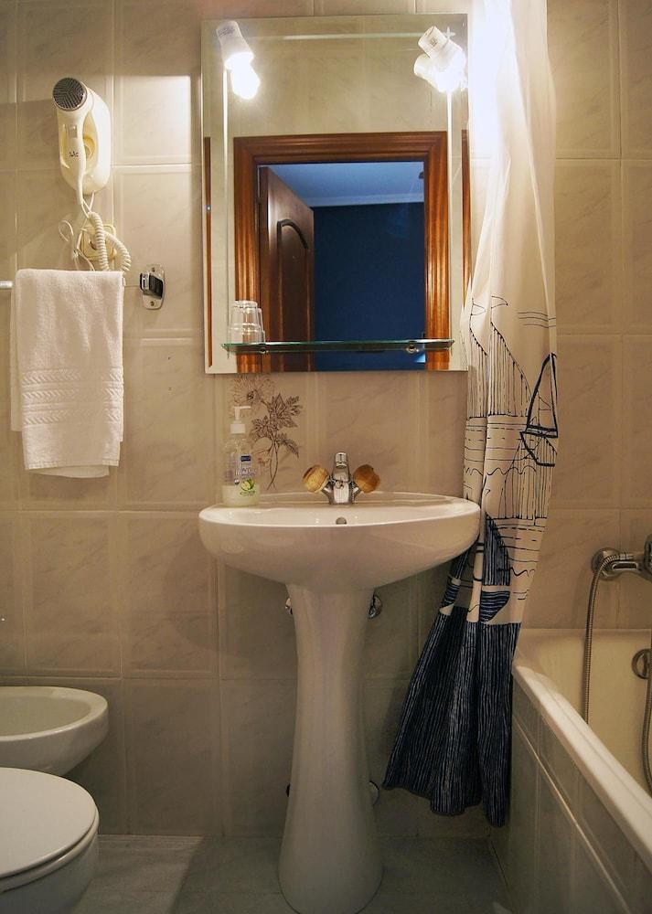 Hostal Fuencarral Kryse Madrid Eksteriør billede