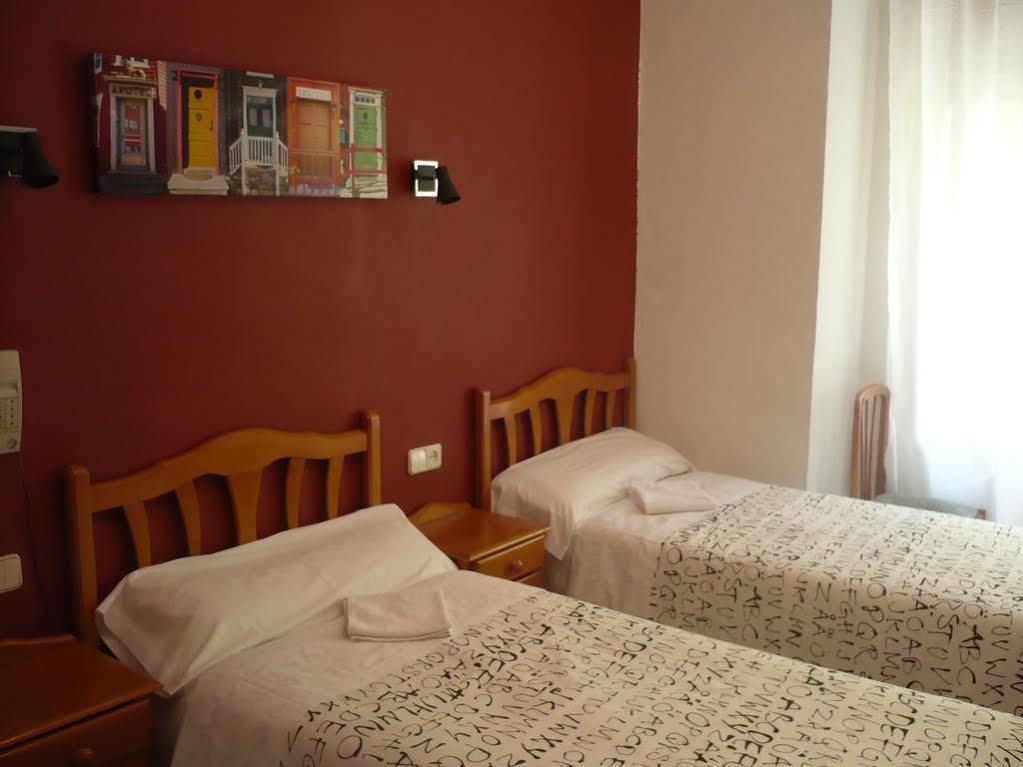 Hostal Fuencarral Kryse Madrid Eksteriør billede