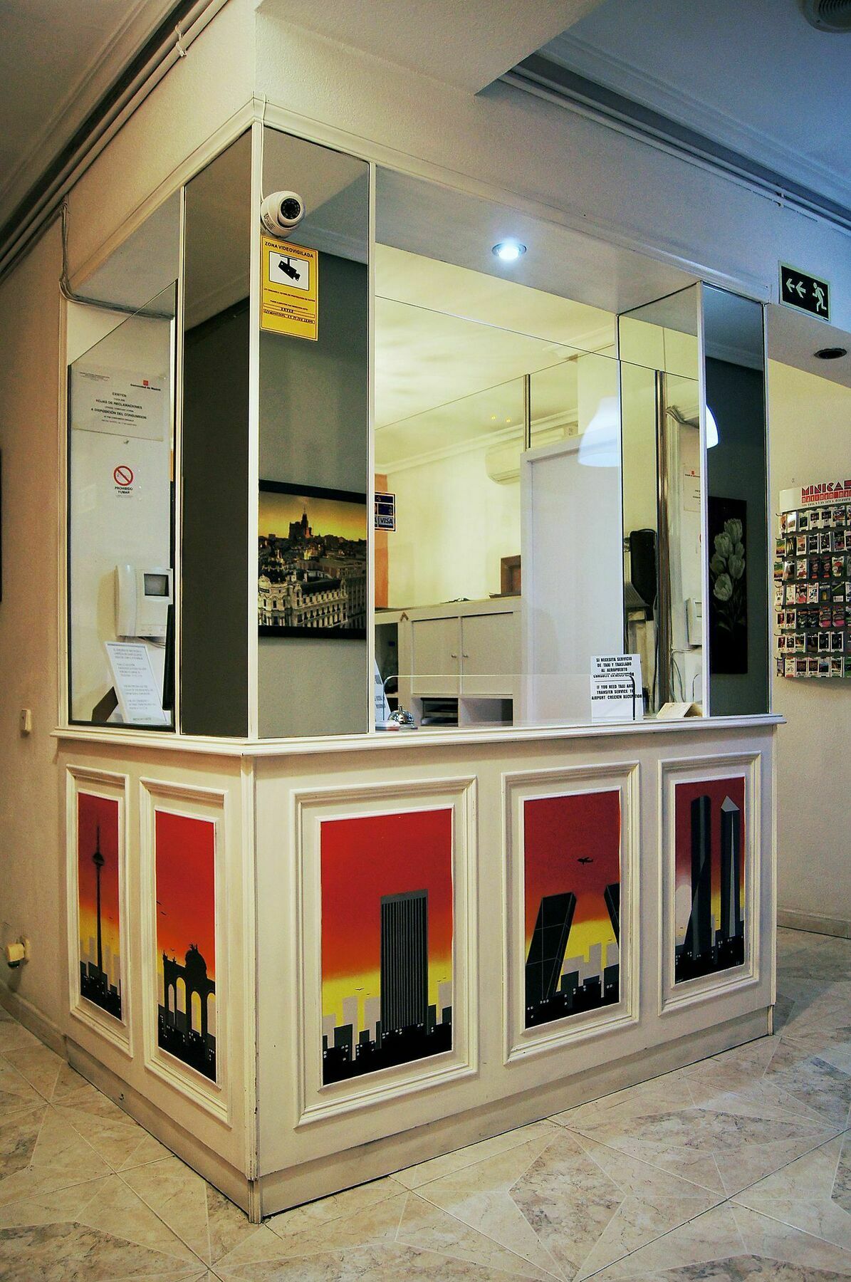 Hostal Fuencarral Kryse Madrid Eksteriør billede