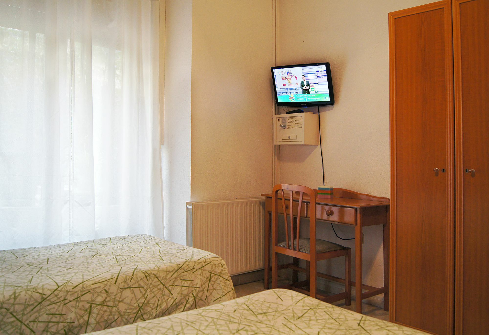 Hostal Fuencarral Kryse Madrid Eksteriør billede