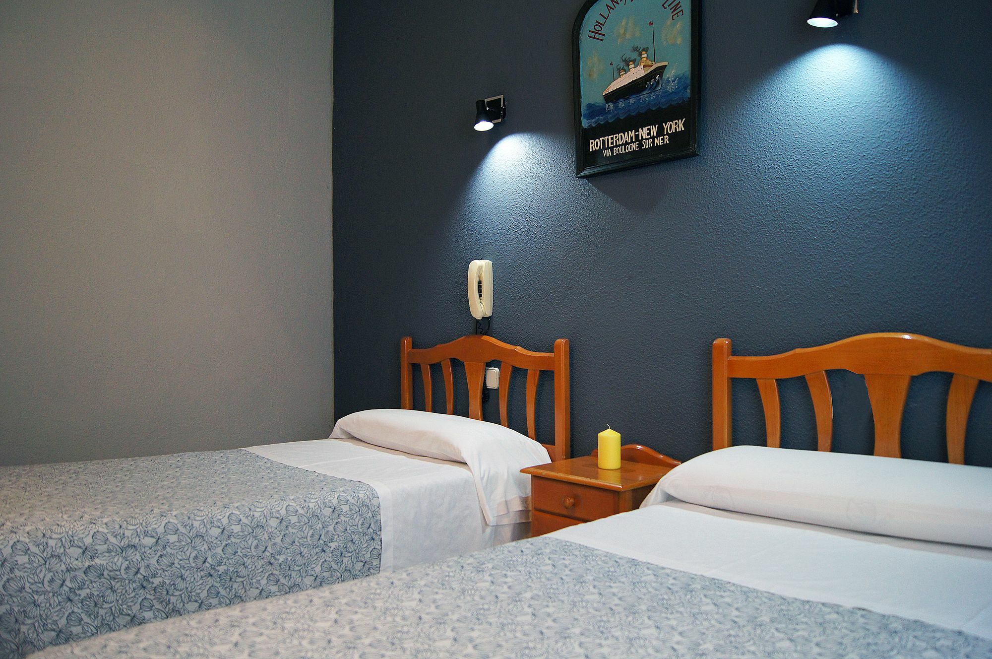 Hostal Fuencarral Kryse Madrid Eksteriør billede